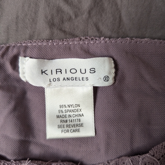 Corset Style crop blouse - Picture 4 of 4